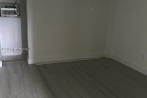 Immobilier commercial à vendre à Miami, Floride: 222.87 m2 № 1380060 - photo 20