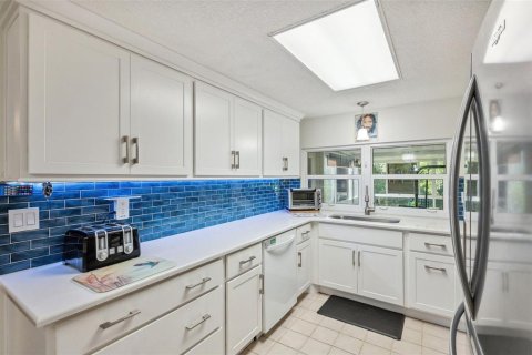 Casa en venta en Hudson, Florida, 3 dormitorios, 164.53 m2 № 1361600 - foto 16