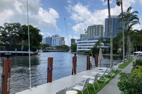 Condo in Fort Lauderdale, Florida, 1 bedroom  № 1182400 - photo 4