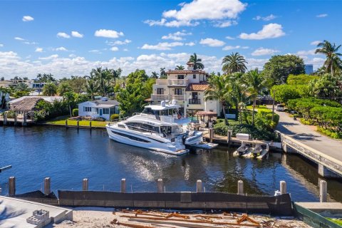 House in Fort Lauderdale, Florida 6 bedrooms № 1421797 - photo 19