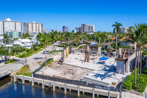 House in Fort Lauderdale, Florida 6 bedrooms № 1421797 - photo 18