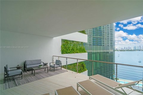 Condominio en venta en Miami Beach, Florida, 3 dormitorios, 231.88 m2 № 1395155 - foto 13