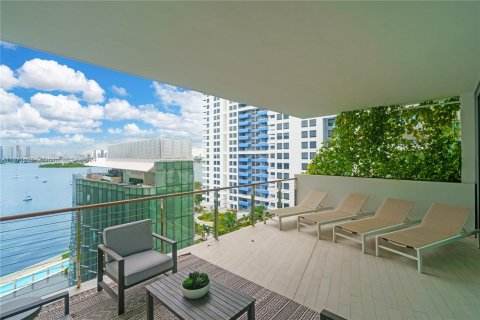 Condominio en venta en Miami Beach, Florida, 3 dormitorios, 231.88 m2 № 1395155 - foto 14