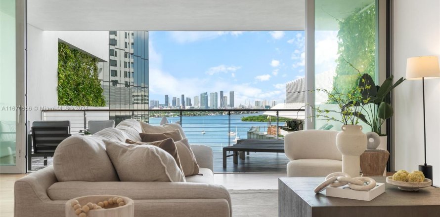 Condominio en Miami Beach, Florida, 3 dormitorios  № 1395155