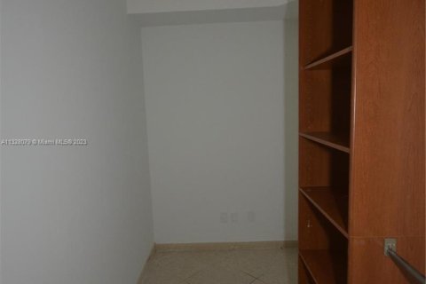 Condominio en venta en Aventura, Florida, 2 dormitorios, 185.8 m2 № 211697 - foto 20