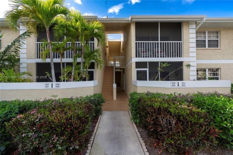 Condo in Port St. Lucie, Florida, 2 bedrooms  № 1013390 - photo 2