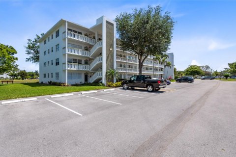 Condominio en venta en Deerfield Beach, Florida, 1 dormitorio, 56.02 m2 № 1207576 - foto 17