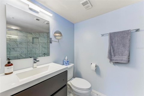 Condo in Clearwater, Florida, 2 bedrooms  № 1379178 - photo 10