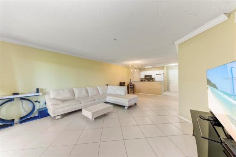 Copropriété à vendre à Clearwater, Floride: 2 chambres, 91.42 m2 № 1379178 - photo 4