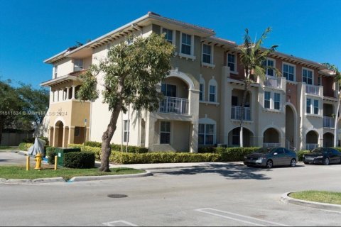 Condominio en venta en Doral, Florida, 2 dormitorios, 104.33 m2 № 965309 - foto 11