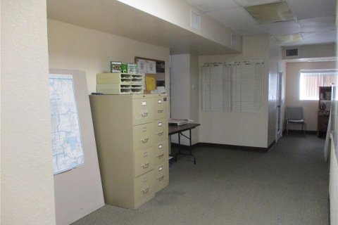 Commercial property in Port Richey, Florida 276.48 sq.m. № 243498 - photo 10