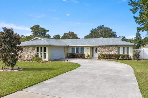 Villa ou maison à vendre à Ocala, Floride: 3 chambres, 156.63 m2 № 1414716 - photo 2