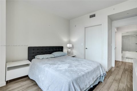 Copropriété à vendre à Miami, Floride: 2 chambres, 101.82 m2 № 1384149 - photo 21