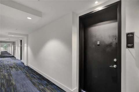 Copropriété à vendre à Miami, Floride: 2 chambres, 101.82 m2 № 1384149 - photo 27