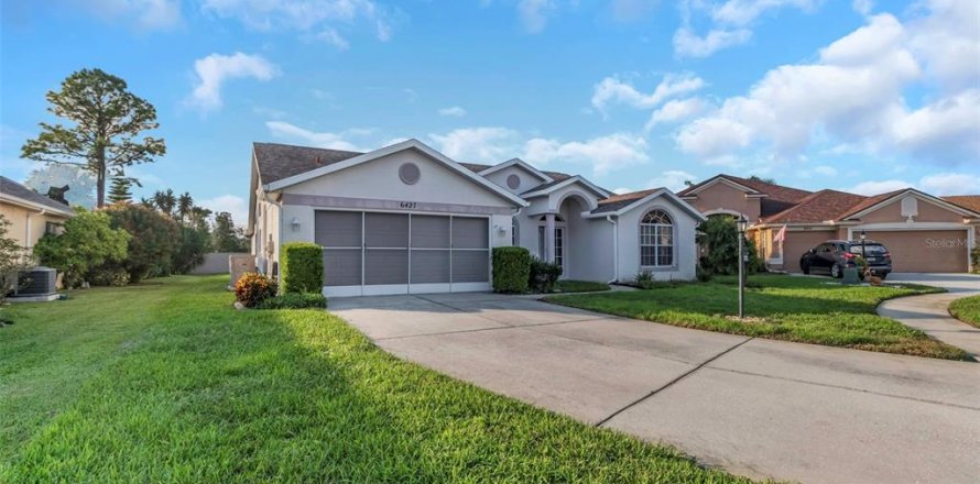 Villa ou maison à New Port Richey, Floride 3 chambres, 185.71 m2 № 1369984