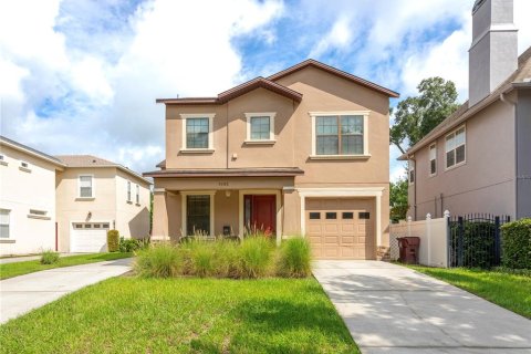 Townhouse in Orlando, Florida 3 bedrooms, 146.79 sq.m. № 1369981 - photo 2