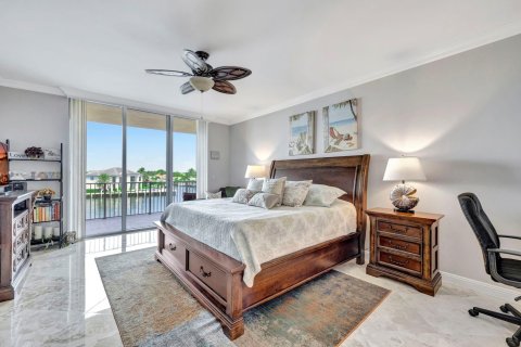Condominio en venta en Pompano Beach, Florida, 2 dormitorios, 185.34 m2 № 1208077 - foto 25