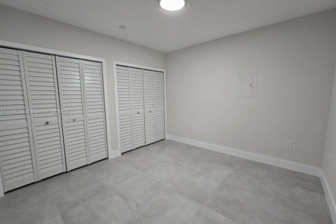 Adosado en venta en Miami, Florida, 3 dormitorios, 115.2 m2 № 1427288 - foto 22