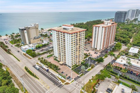 Condo in Fort Lauderdale, Florida  № 1179663 - photo 12