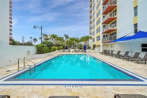 Condominio en venta en Fort Lauderdale, Florida, 37.16 m2 № 1179663 - foto 15