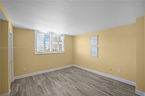 Copropriété à vendre à Hollywood, Floride: 2 chambres, 135.64 m2 № 1161332 - photo 25