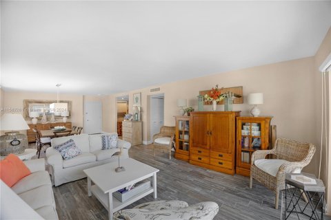 Copropriété à vendre à Hollywood, Floride: 2 chambres, 135.64 m2 № 1161332 - photo 6