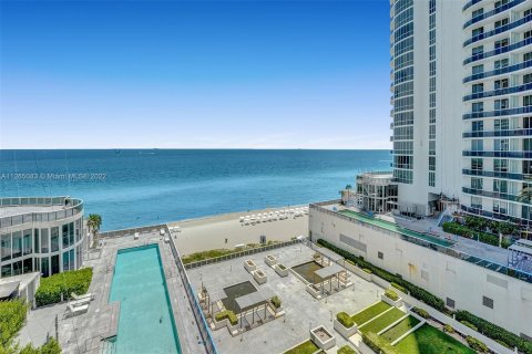 Copropriété à louer à Sunny Isles Beach, Floride: 3 chambres, 216.18 m2 № 71816 - photo 21