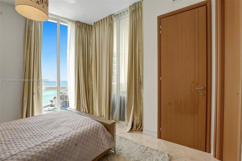 Copropriété à louer à Sunny Isles Beach, Floride: 3 chambres, 216.18 m2 № 71816 - photo 24