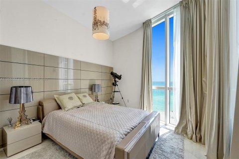 Condo in Sunny Isles Beach, Florida, 3 bedrooms  № 71816 - photo 22