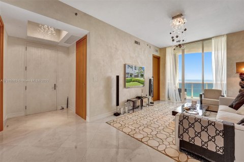 Condo in Sunny Isles Beach, Florida, 3 bedrooms  № 71816 - photo 7