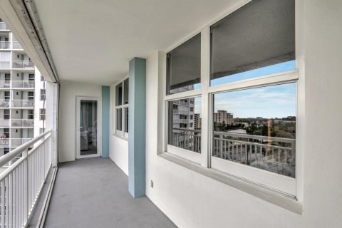 Condominio en venta en Pompano Beach, Florida, 2 dormitorios, 92.9 m2 № 874557 - foto 10