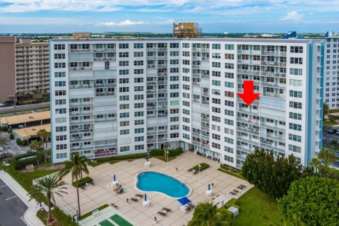 Condominio en venta en Pompano Beach, Florida, 2 dormitorios, 92.9 m2 № 874557 - foto 25