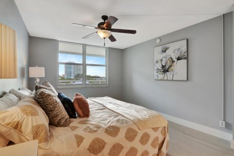 Condo in Pompano Beach, Florida, 2 bedrooms  № 874557 - photo 4