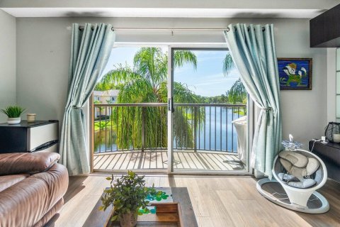 Condominio en venta en Royal Palm Beach, Florida, 2 dormitorios, 103.31 m2 № 1221566 - foto 17