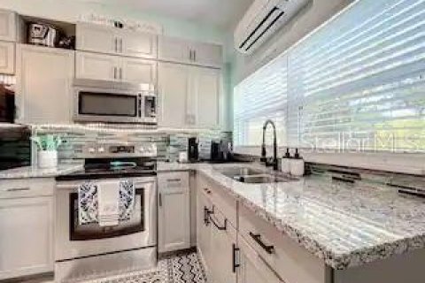 Appartement à louer à Orlando, Floride: 1 chambre, 55.74 m2 № 671385 - photo 6