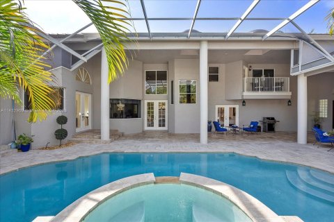 Villa ou maison à vendre à Parkland, Floride: 4 chambres, 394.74 m2 № 658199 - photo 4