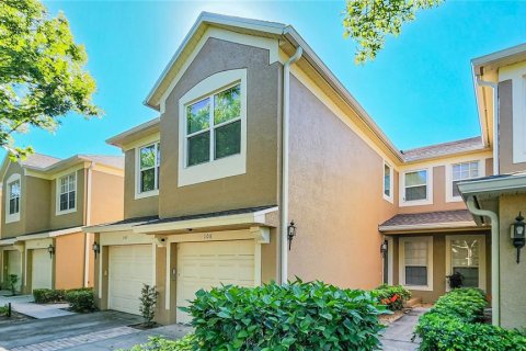 Condominio en venta en Orlando, Florida, 3 dormitorios, 172.52 m2 № 1111704 - foto 1