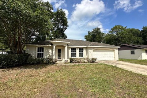 Casa en venta en Ocala, Florida, 3 dormitorios, 122.35 m2 № 1300091 - foto 1