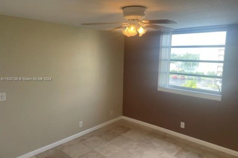 Condominio en venta en Dania Beach, Florida, 2 dormitorios, 110.55 m2 № 965708 - foto 14