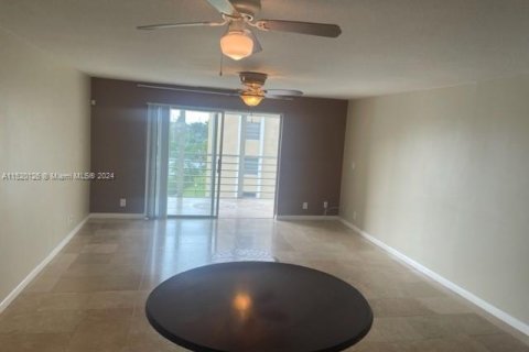 Condominio en venta en Dania Beach, Florida, 2 dormitorios, 110.55 m2 № 965708 - foto 4