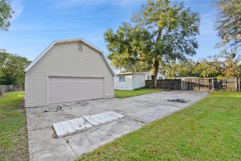 House in Dade City, Florida 4 bedrooms, 183.02 sq.m. № 1416616 - photo 20