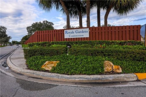 Immobilier commercial à vendre à North Lauderdale, Floride: 93.83 m2 № 1180754 - photo 23