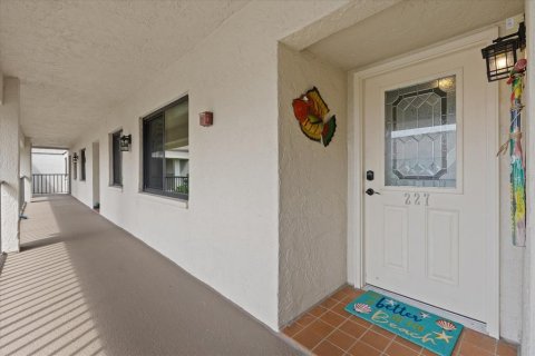 Copropriété à vendre à Port Richey, Floride: 2 chambres, 95.22 m2 № 1359696 - photo 7