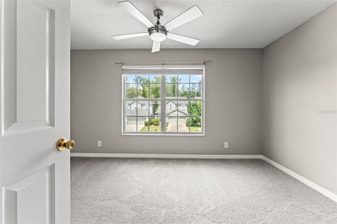 Townhouse in Saint Petersburg, Florida 3 bedrooms, 155.33 sq.m. № 1359694 - photo 20