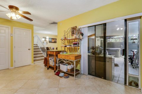 Townhouse in Palm Beach Gardens, Florida 3 bedrooms, 138.24 sq.m. № 1181988 - photo 24