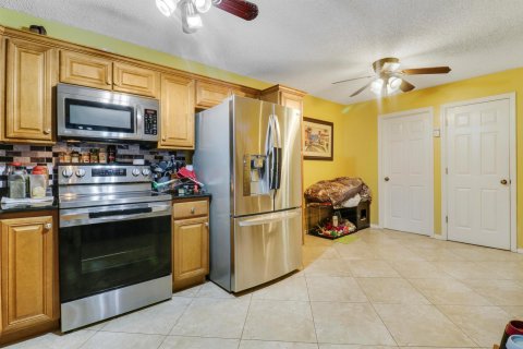 Townhouse in Palm Beach Gardens, Florida 3 bedrooms, 138.24 sq.m. № 1181988 - photo 27