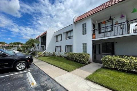 Condominio en venta en Weston, Florida, 2 dormitorios, 113.34 m2 № 1390006 - foto 1