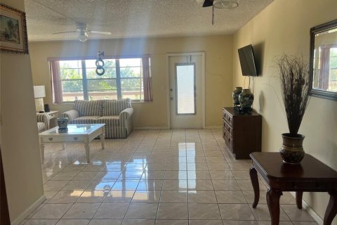 Condo in West Palm Beach, Florida, 1 bedroom  № 1182620 - photo 22