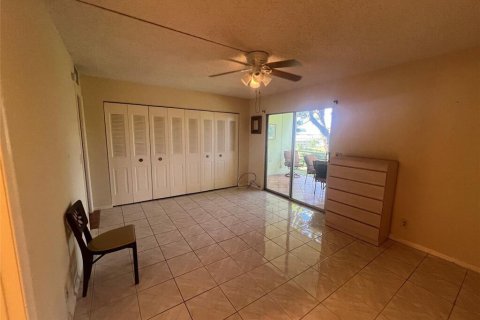 Condo in West Palm Beach, Florida, 1 bedroom  № 1182620 - photo 15