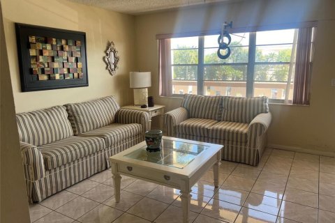 Condo in West Palm Beach, Florida, 1 bedroom  № 1182620 - photo 18